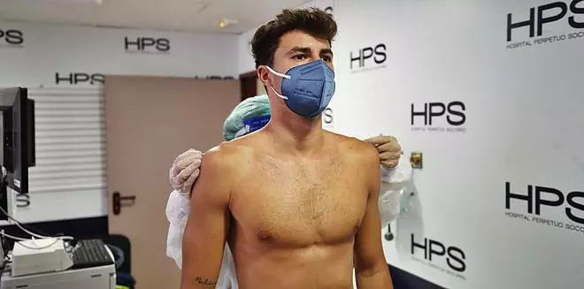 Álex Domínguez y Jesé, libres del coronavirus