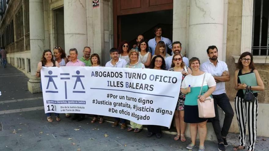 El Turno de Oficio se queja  de sus condiciones de trabajo