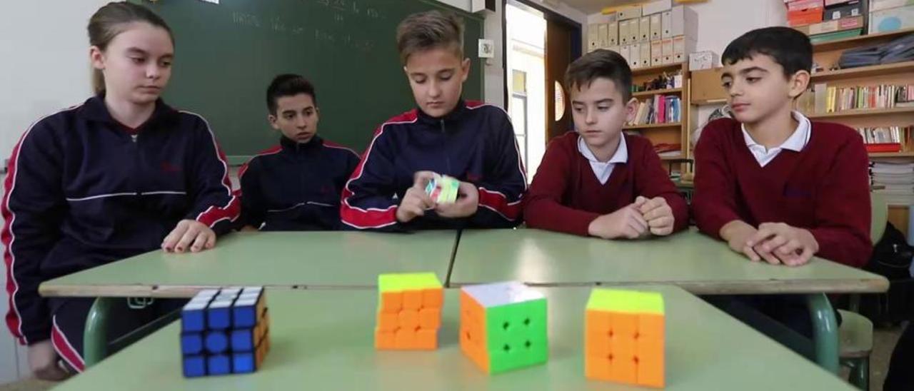 Alumnos del Colegio San Pedro del Port de Sagunt, van al Campeonato de España de Cubo de Rubik