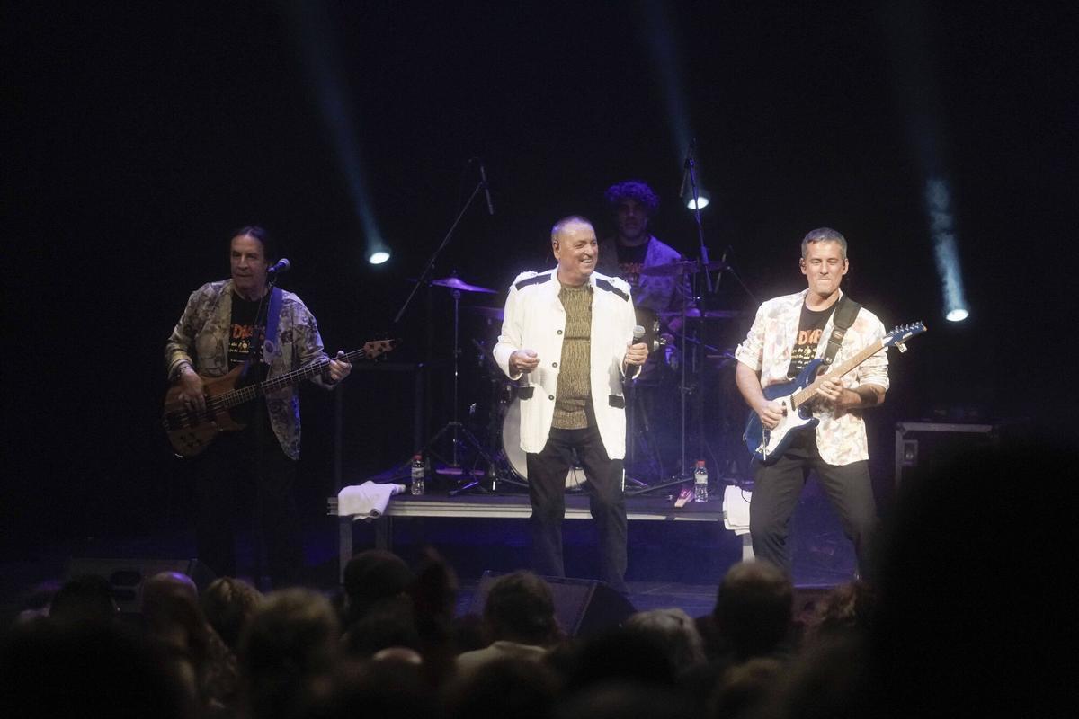 El concert de Los Diablos de Festa Major de Manresa, en imatges