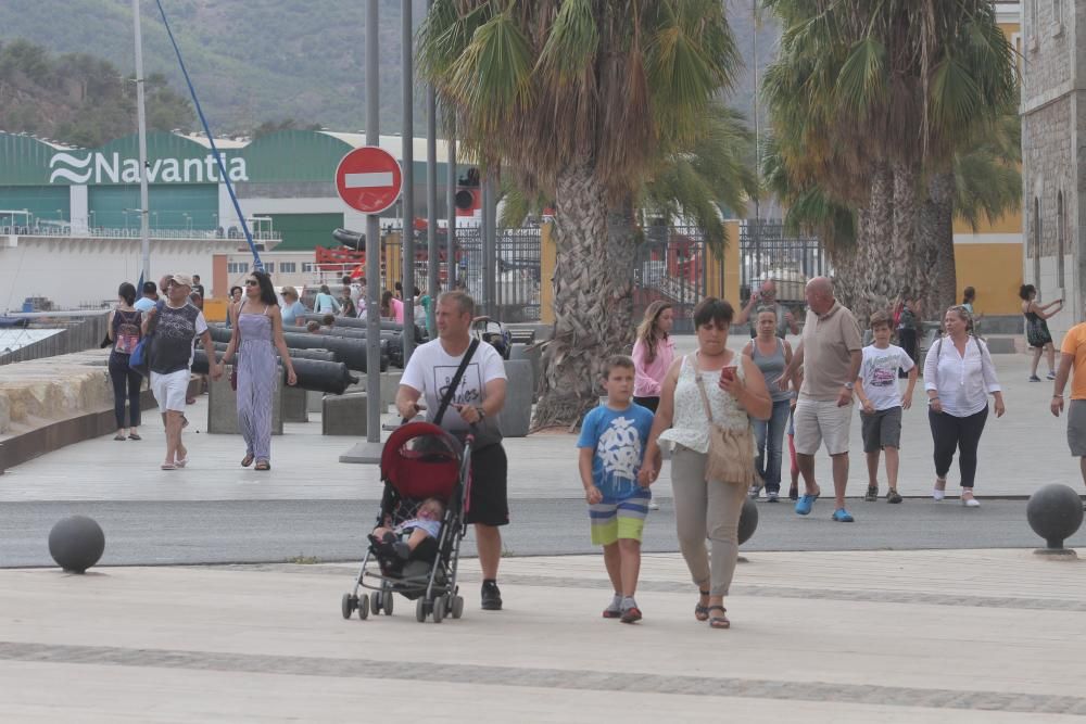 Los turistas 'huyen' de la costa y se refugian en