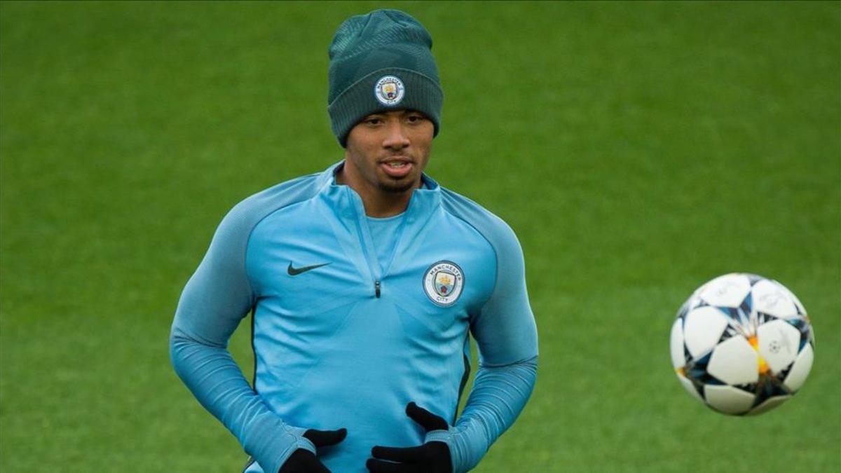 Gabriel Jesús entrenando con el Manchester City