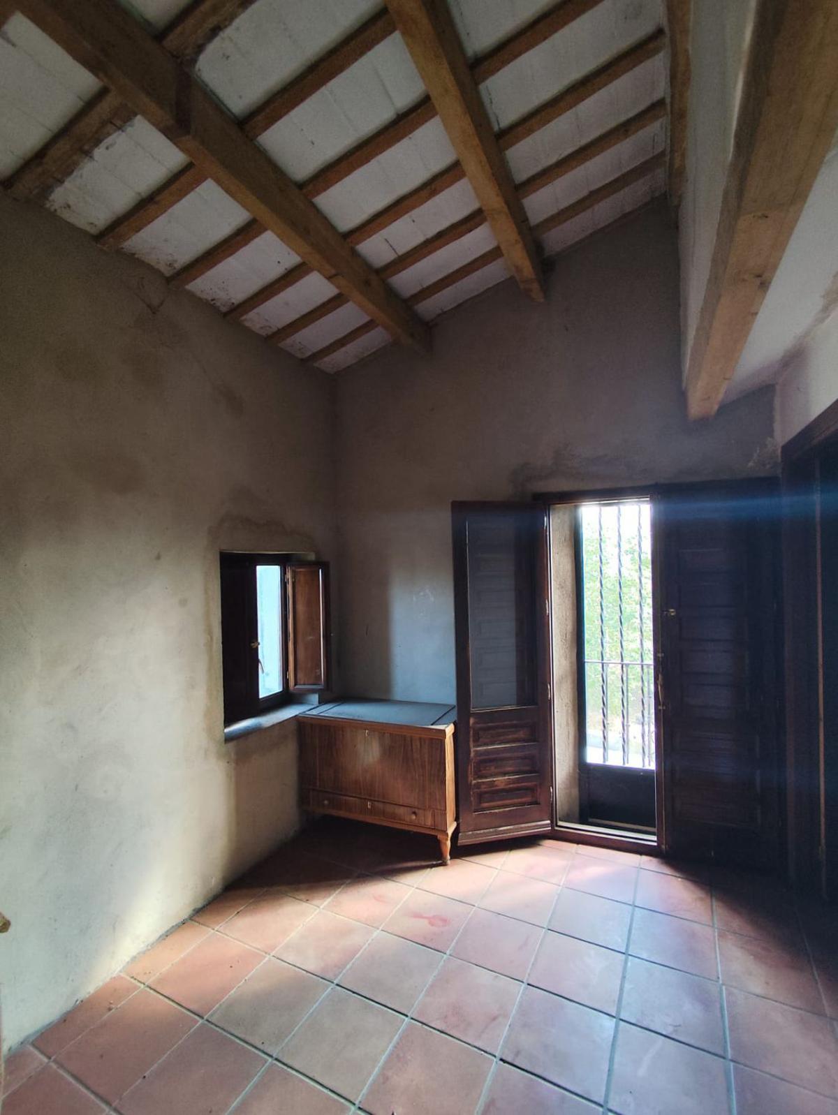 Galería de fotos: Una casa con molino sale a la venta en Burriana por 185.000 euros Galería de fotos: Una casa con molino sale a la venta en Burriana por 185.000 euros