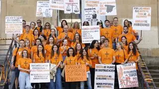 Alto seguimiento del paro de docentes de la concertada en Asturias: "Tenemos el respaldo de las familias"