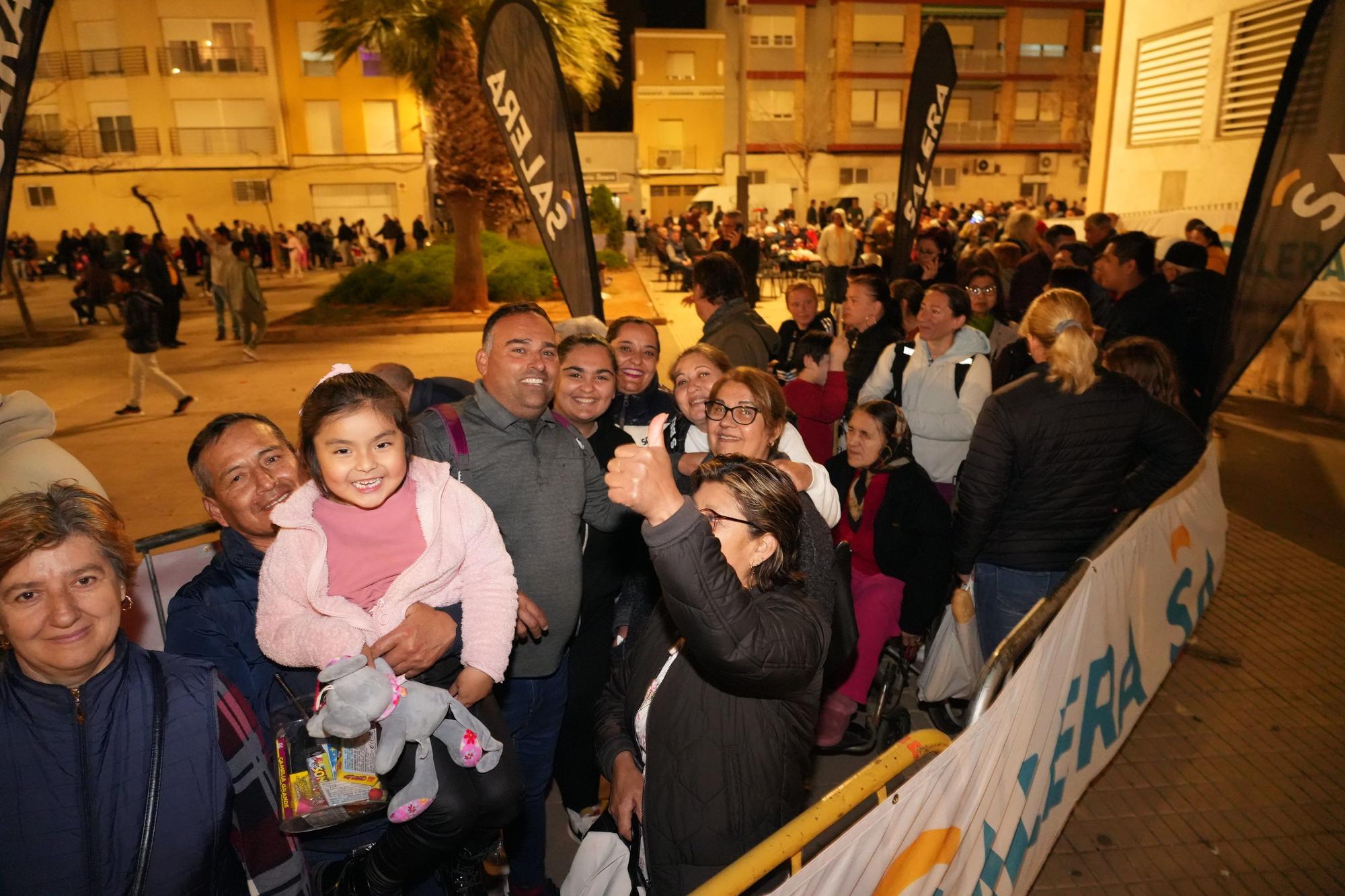 Imágenes de Magdalena: Barbacoa popular para más de 4.000 personas en Castelló