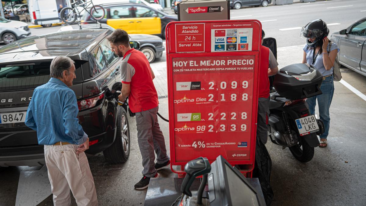 Els carburants baten nous rècords en vigílies del decret anticrisi