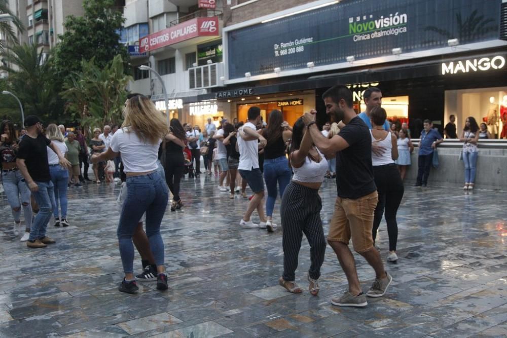 Taller de salsa en la Feria de Murcia