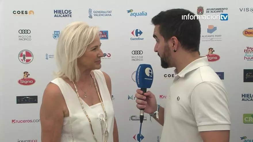 Maribel Botella visita el racó de InformaciónTV