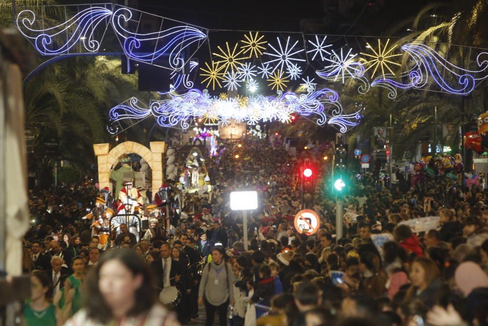 Cabalgata de los Reyes Magos en Alicante.