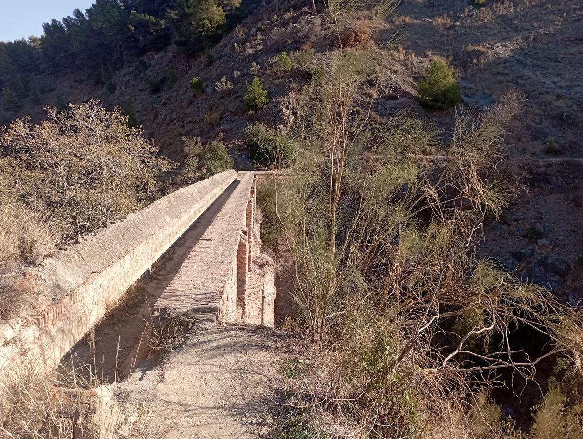Puente del Arroyo Hondo, Acueducto de San Telmo.