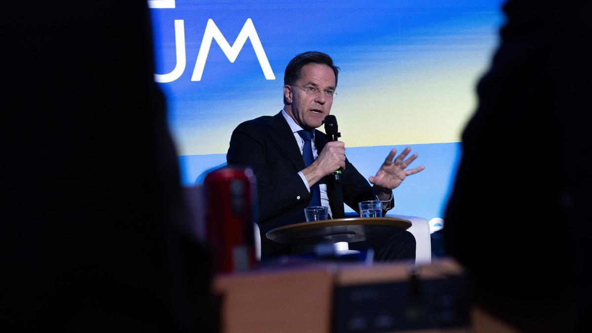 Rutte dice que no comenta «conversaciones entre aliados» a pesar de las amenazas de Trump de invadir Groenlandia