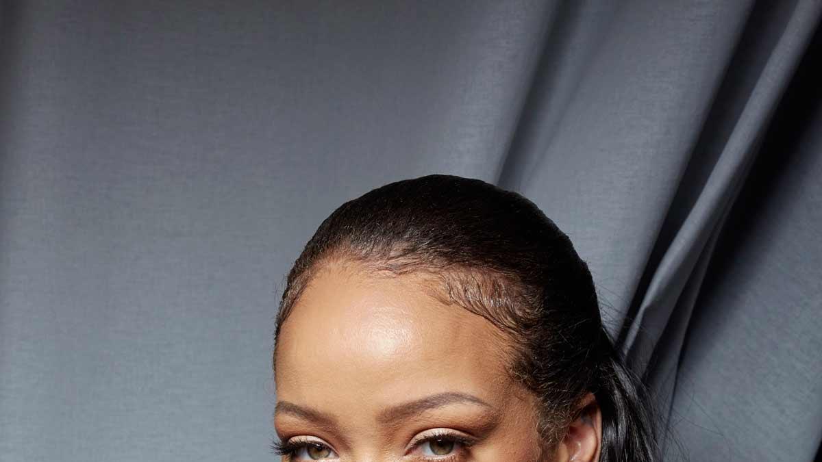El 'beauty look' de Rihanna en la Semana de la Moda de París