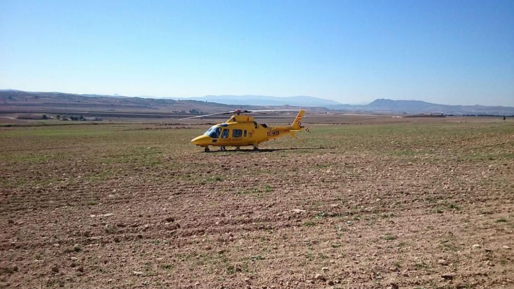 El hombre ha tenido que ser trasladado en helicóptero al Hospital General de Alicante