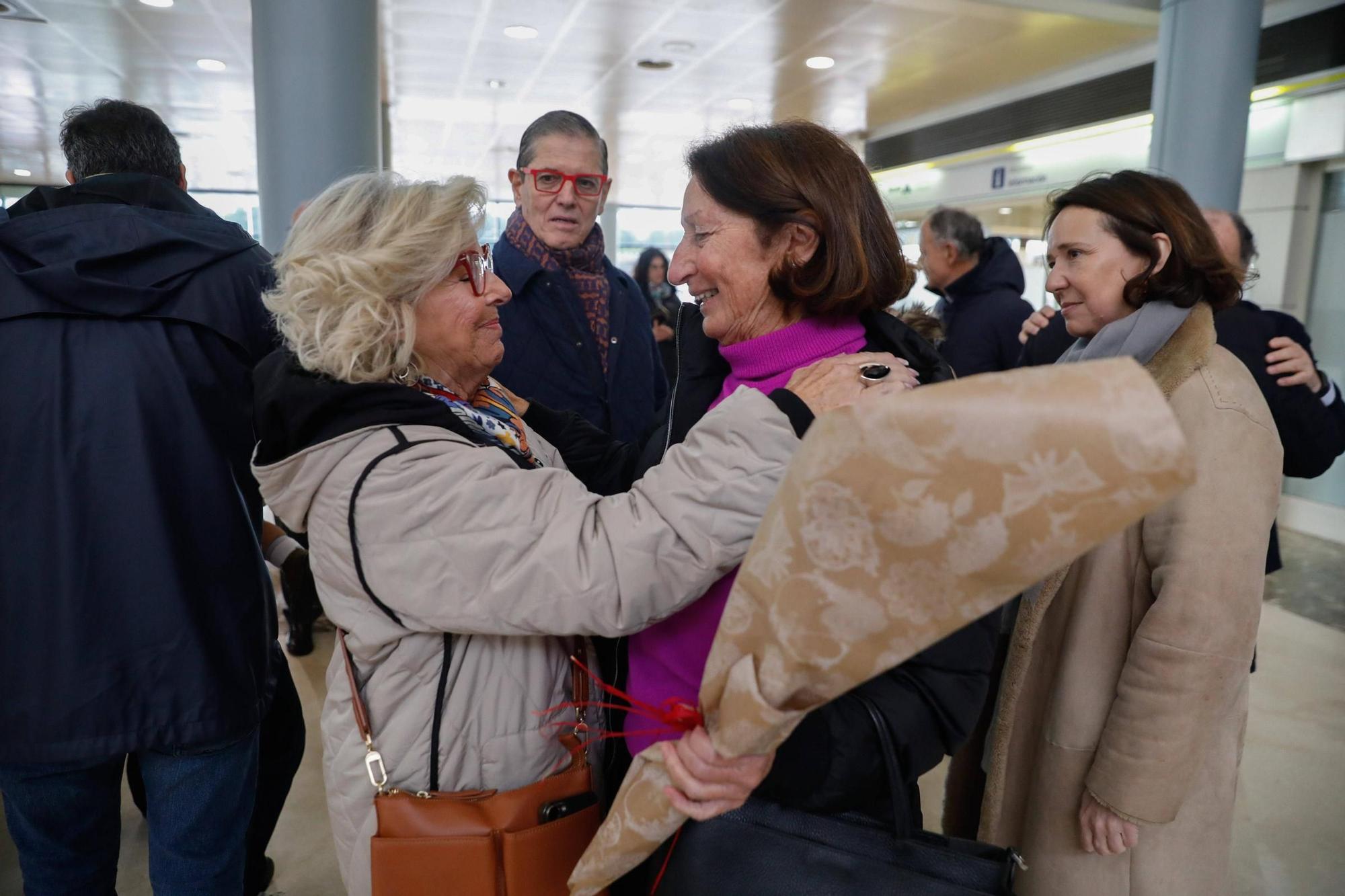 EN IMÁGENES: El homenaje a "Angelín, el de Iberia" en el aeropuerto de Asturias