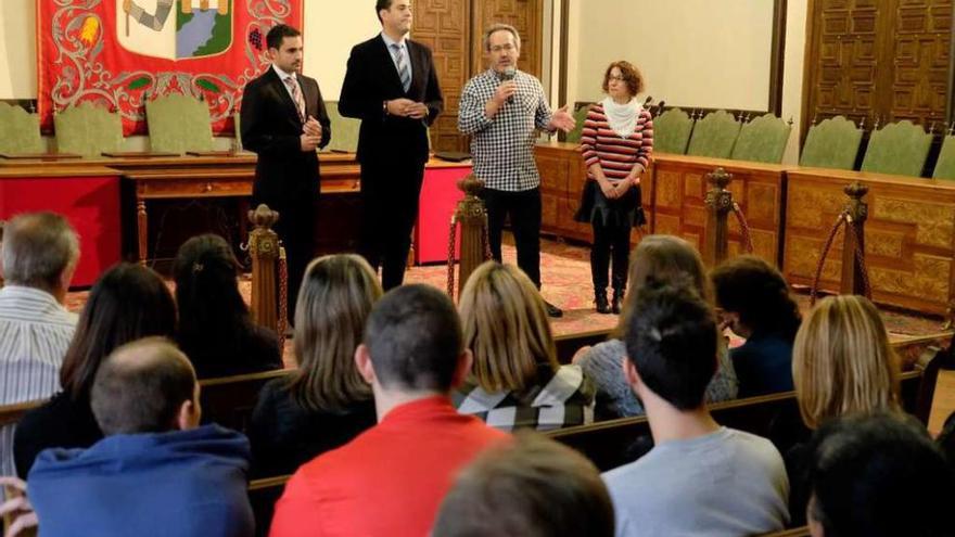 Presentación de los cursos de formación celebrada ayer en el Ayuntamiento de Zamora.