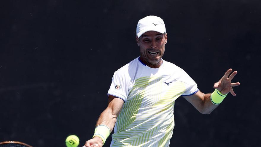 Maratoniano estreno de Roberto Bautista en el Open de Australia ante Shang