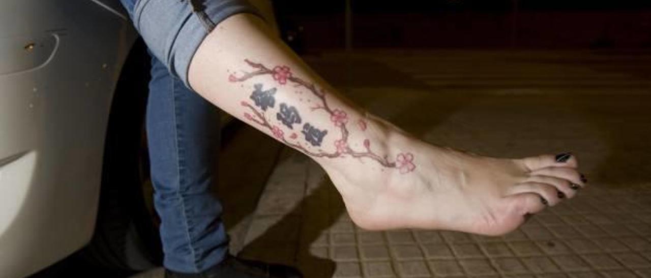 &quot;Estamos angustiados por si nos han podido tatuar con tinta cancerígena&quot;