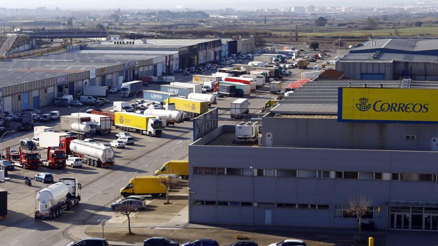 Vidas poligoneras | La Ciudad del Transporte de Zaragoza resurge al calor de la última milla