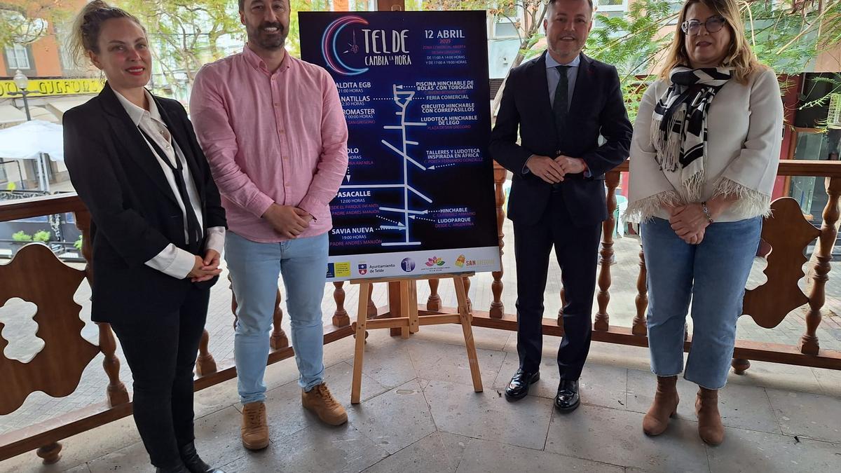 Nayra Navarro, Juan Antonio Peña, Teodoro Sosa y Natividad Navarro, en la presentación del evento.