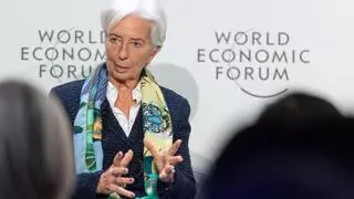 Lagarde: "No será un año brillante, pero sí mucho mejor de lo que nos temíamos"