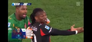 Tensión en el Milan con Leão