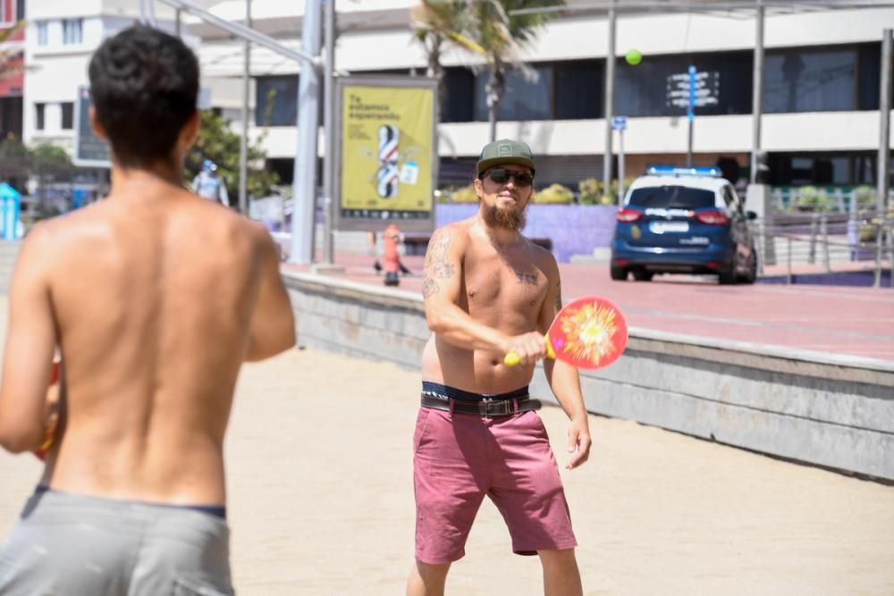 La fase 2 vuelve a llenar de vida Las Canteras