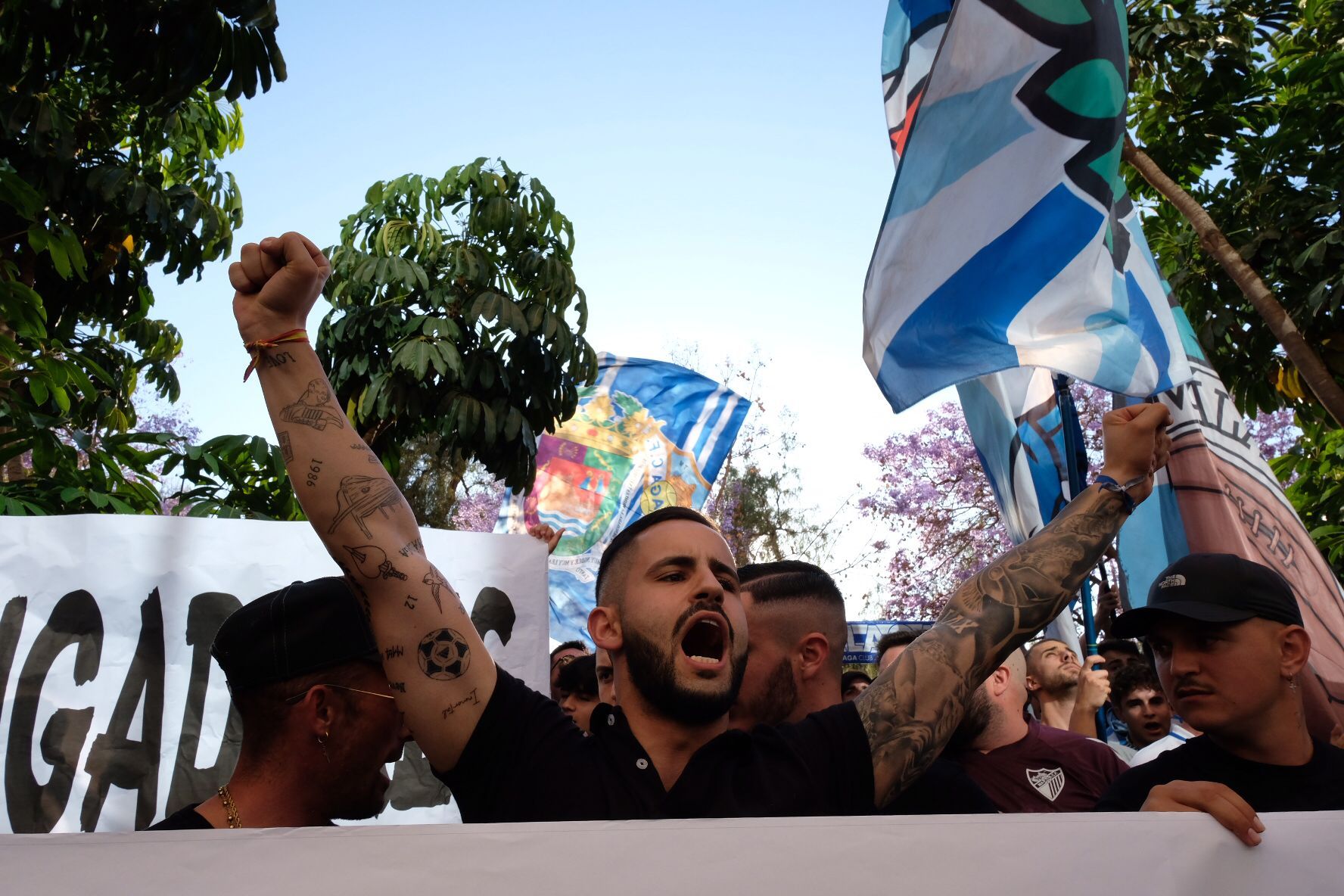 La protesta de la afición antes del Málaga CF - CD Mirandés, en imágenes