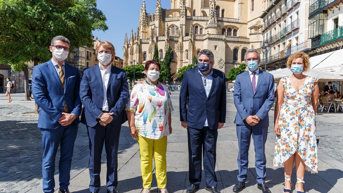 El ministro de Cultura ve en la nueva ley de Patrimonio “el enganche perfecto” para cerrar inversiones en el Acueducto de Segovia