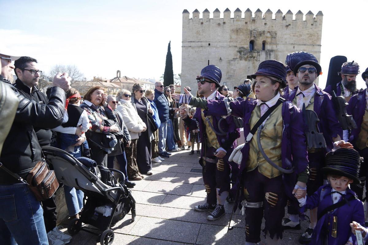 El pasacalles de Carnaval, en imágenes