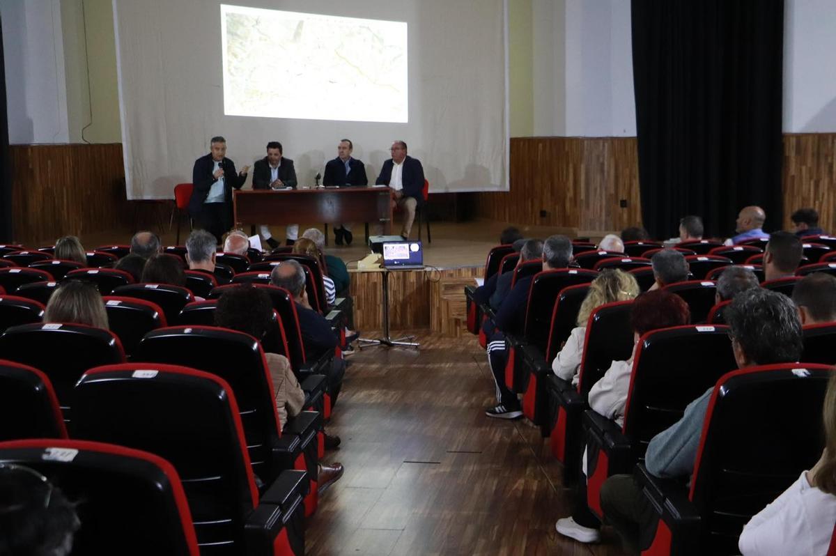 Un momento de la reunión celebrada en Belalcázar.