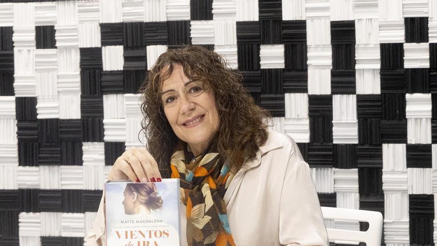 Mayte Magdalena, afincada en Alicante: de maestra jubilada a superventas literaria con Planeta