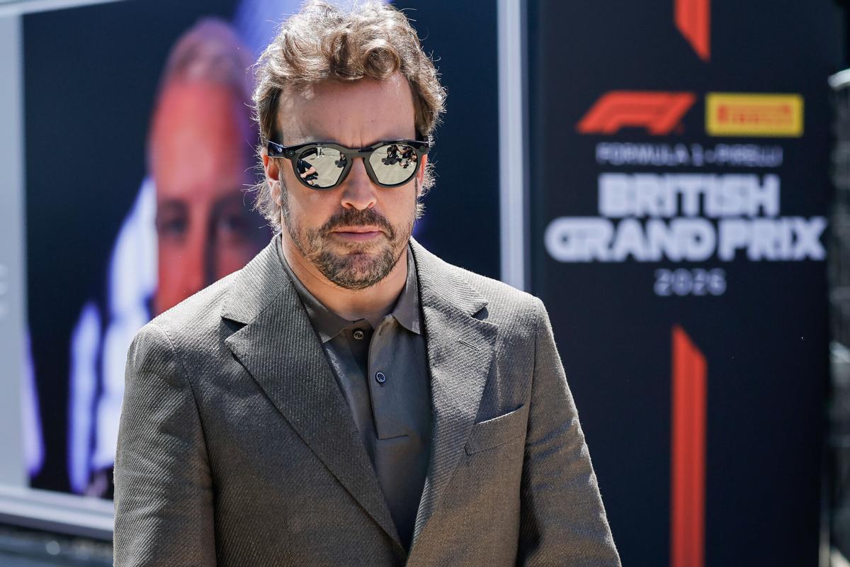 ALONSO Fernando (spa), Aston Martin F1 Team Honda AMR26, portrait during the Formula 1 British Grand Prix 2026, 9th round of the 2026 Formula One World Championship from July 3 to 5, 2026 on the Silverstone Circuit, in Silverstone, United Kingdom - Photo Paulo Maria / DPPI AFP7 02/07/2026 ONLY FOR USE IN SPAIN. Paulo Maria / DPPI / AFP7 / Europa Press;2026;f1;formula 1;FORMULE 1;Grand Prix;Motorsport;SILVERSTONE;Sport;UNITED KINGDOM;F1 - BRITISH GRAND PRIX 2026