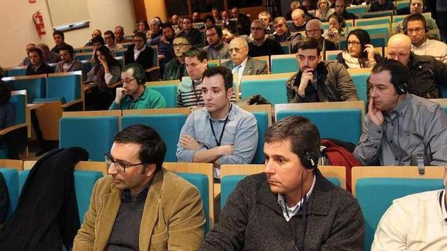 Participantes en las jornadas, ayer, en Expourense. // Iñaki Osorio
