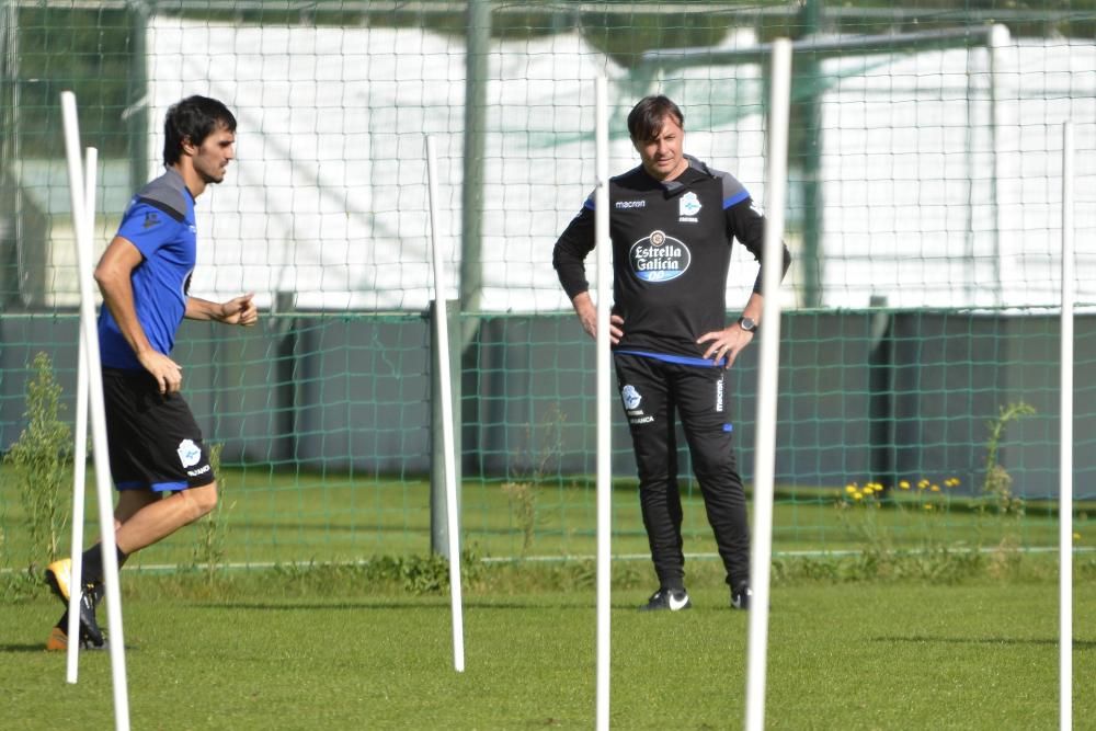 Todavía con el sabor de la victoria ante U.D. Las Palmas, los jugadores vuelven a ejercitarse para preparar el partido del sábado ante el Atlético en Riazor.