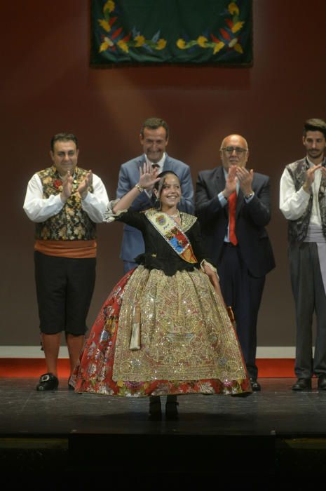 Las Reinas de Elche ya lucen sus bandas