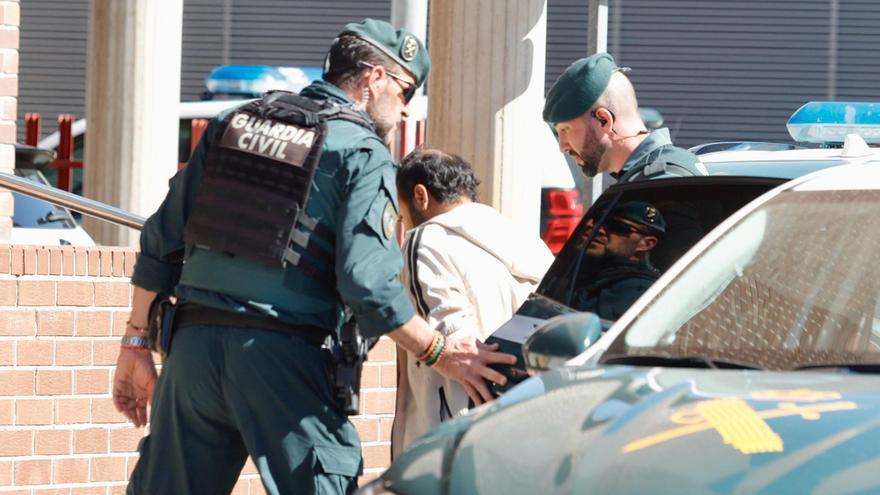 Los asesinos del joven al que mataron a golpes y quemaron en Llíria entrando a los juzgados