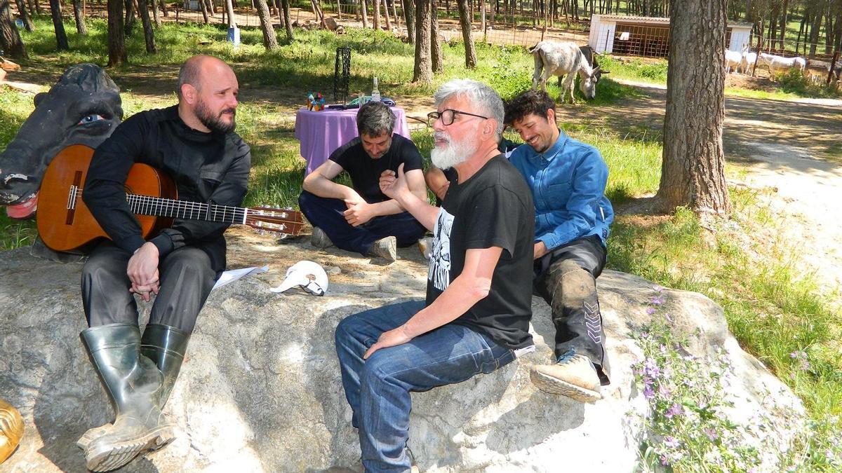 El Niño de  Elche, con Pascual Rovira, en la reserva de Adebo de Rute.