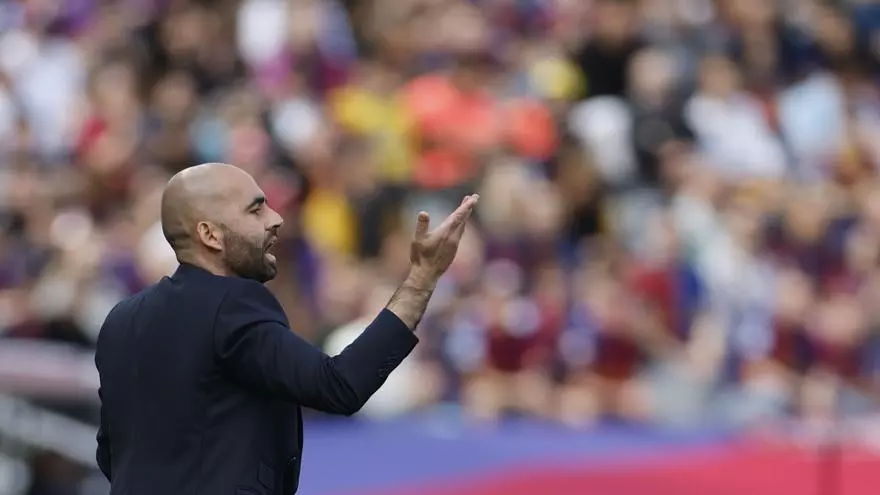 Giráldez: "El Barcelona hace lo mismo que el año pasado"