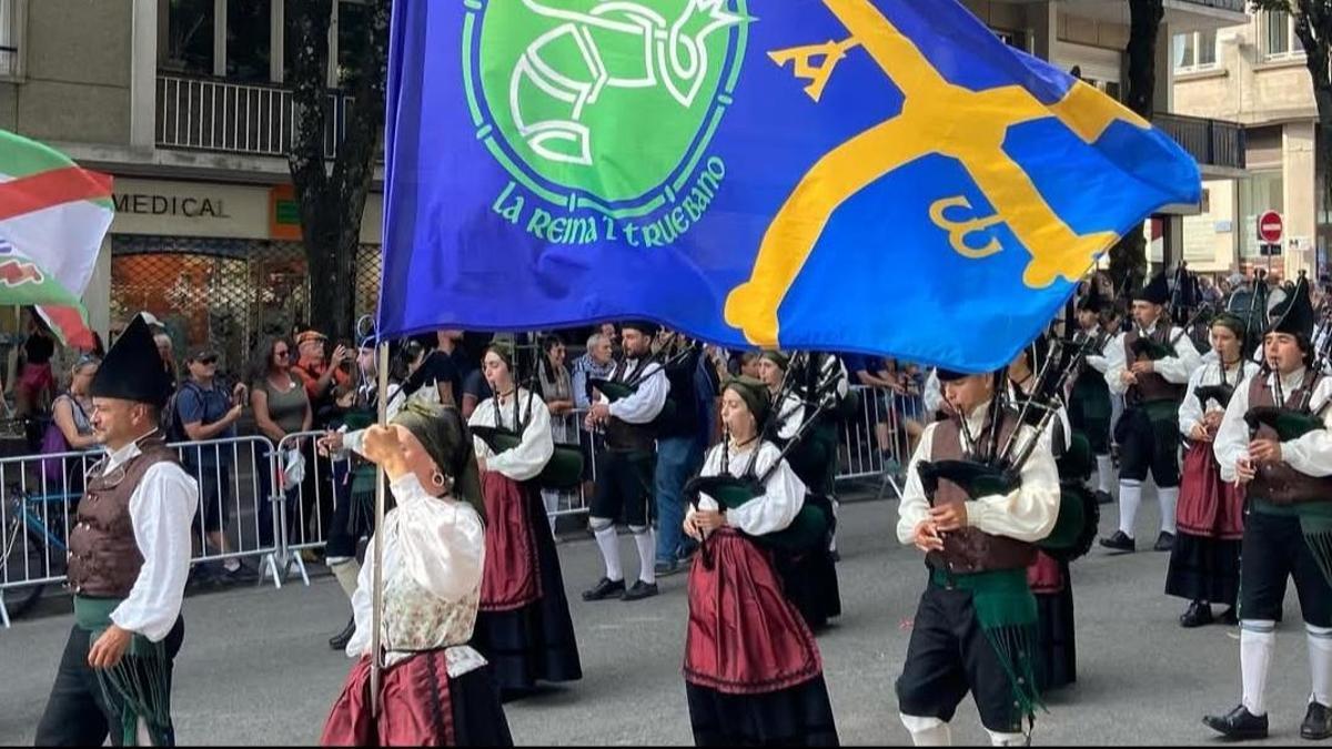 Luarca se rinde al sonido de las gaitas y el sabor de la sidra este fin de semana: llega la tercera edición del festival "Gaita Sidrera"