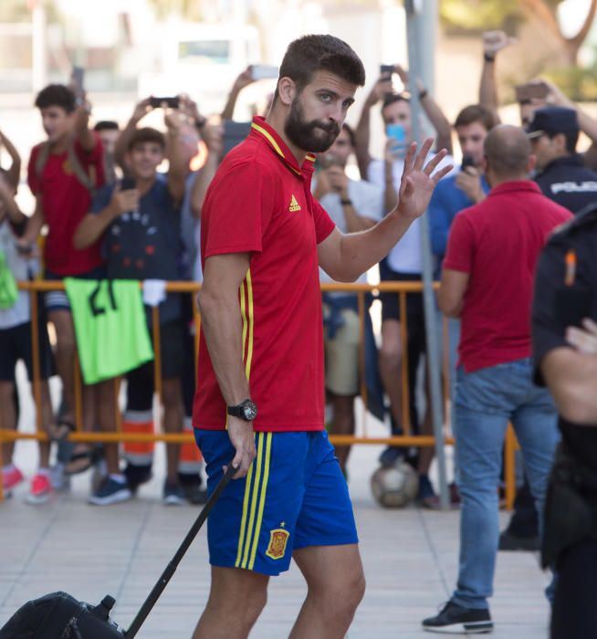 Los jugadores de la Selección llegan a Alicante