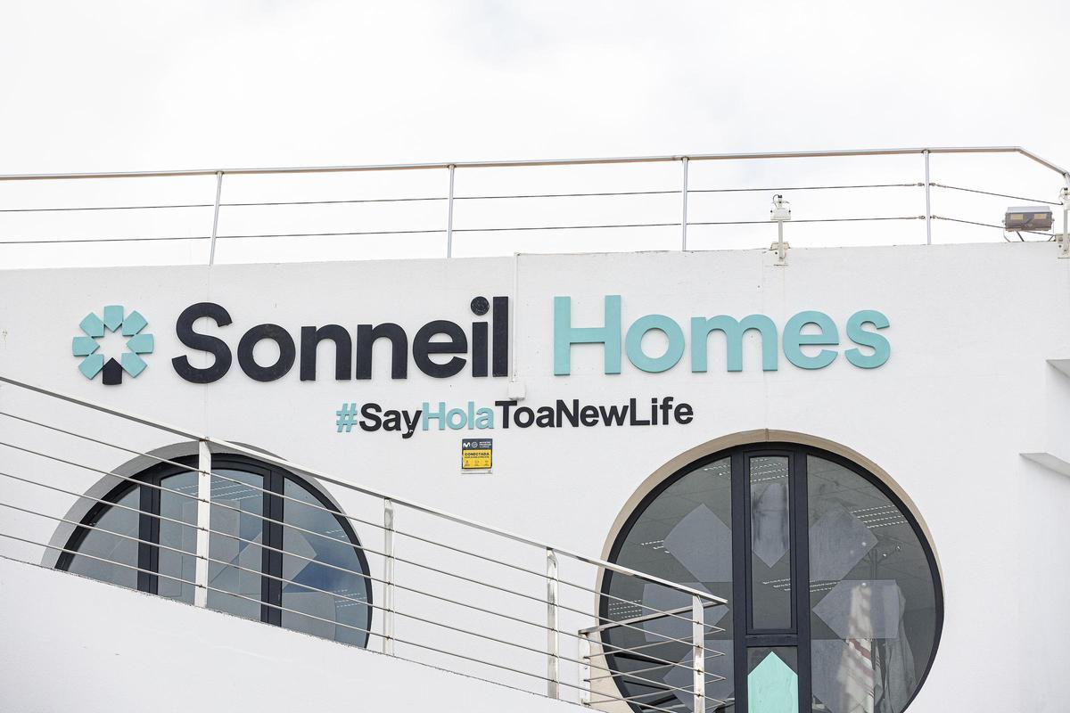Sede de Sonneil en el puerto de Alicante.
