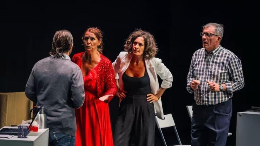 La comedia 'Cunyades' aterriza en Ibiza con una batalla familiar por una imprenta