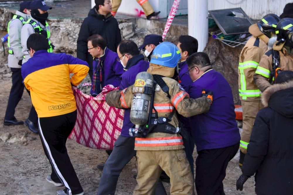 Al menos 41 muertos en un incendio en un hospital de Corea del Sur