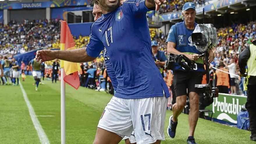 Italia y Eder, adelante