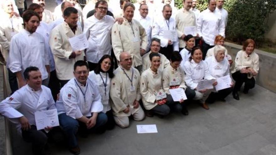 Foto de família dels guardonats, en finalitzar l&#039;acte