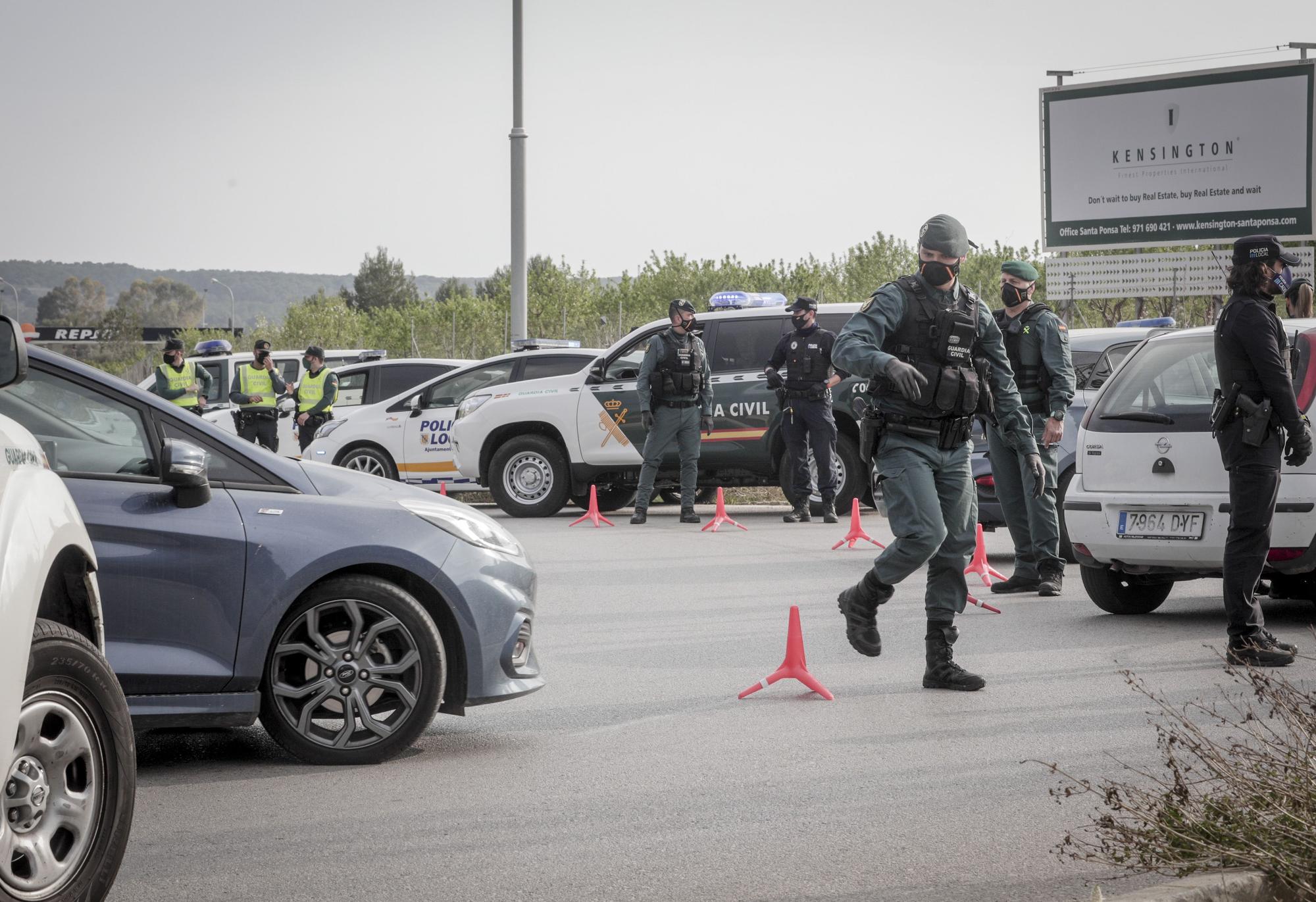 Desescalada de la tercera ola del coronavirus en Mallorca: Policía y Guardia Civil intensifican los controles en playas, bares y carreteras