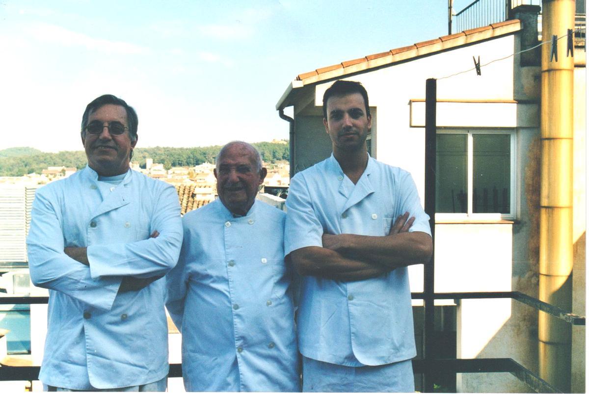 Pere, Josep i Jordi Reverter, tres generacions al capdavant del negoci.
