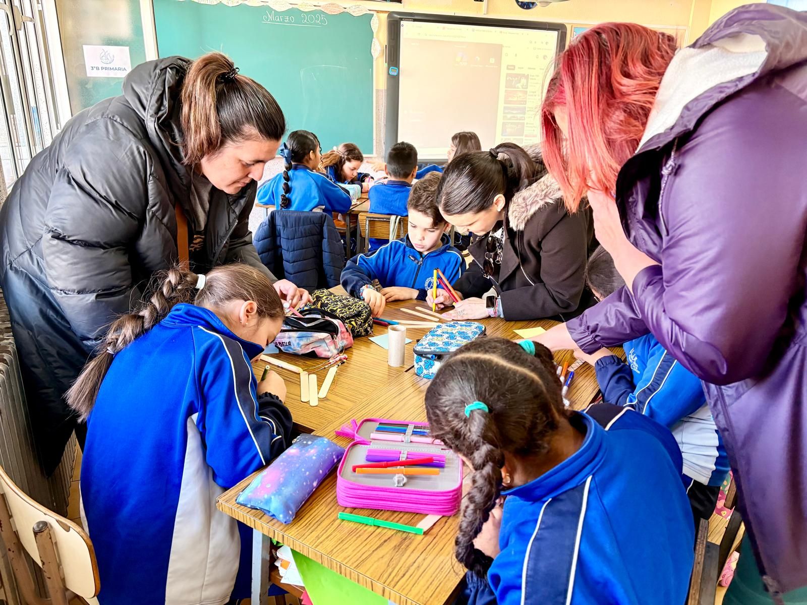 Fiesta colegial en el Patronato por San José (en imágenes)