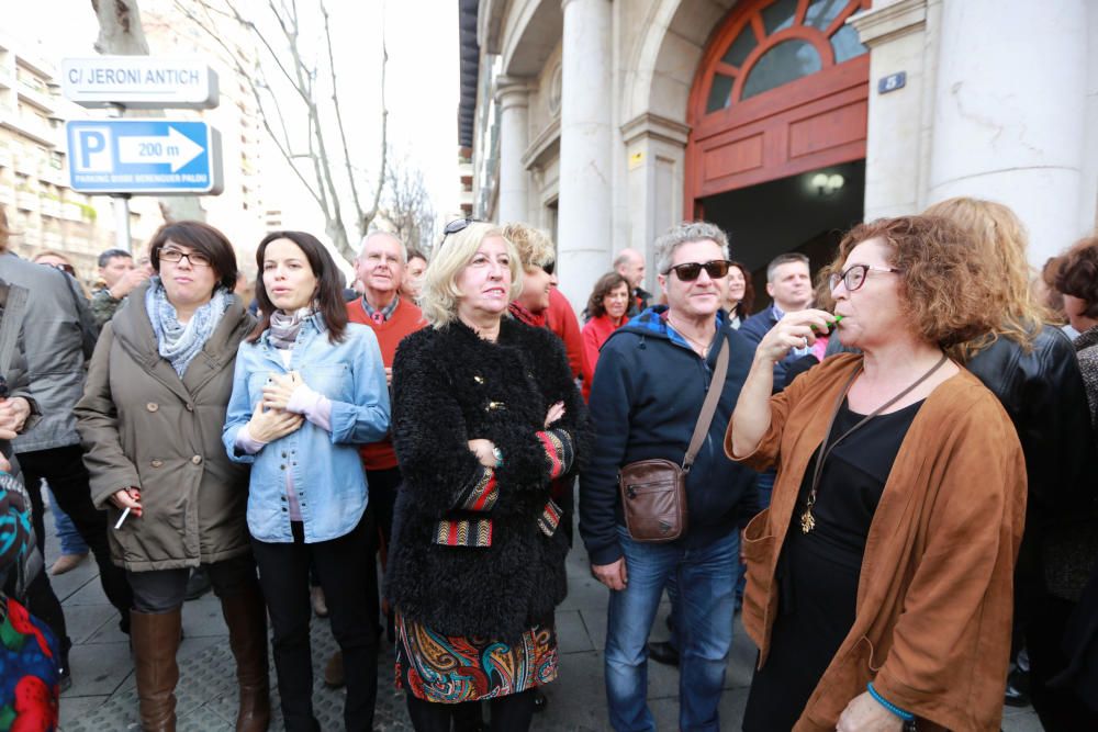 Funcionarios de Justicia protestan contra el caos informático