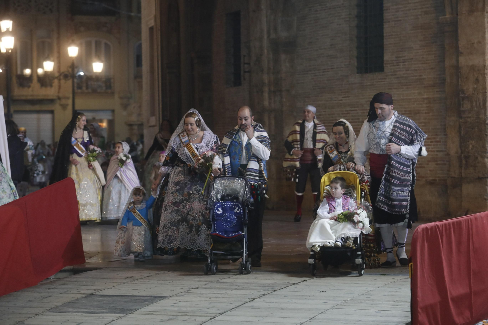 Búscate en el segundo día de ofrenda por la calle de la Paz (entre las 19:00 a las 20:00 horas)